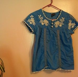 Vintage blouse with embroidery